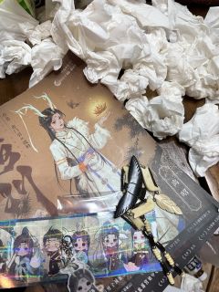 “这世上，哪有什么神。”
“.....别看了。”
“家人是远