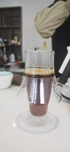 周末带着几支小庄园和老板约好了杯测，因为之前辰哥说4号地块的