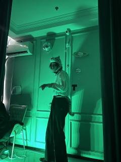 你相信命运吗?你愿意接受你的亲人爱的不是人类吗你?你愿意无限