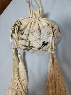 【含剧透】
南墙这个本太有趣了！跟市面上的情感本有些不同，喜