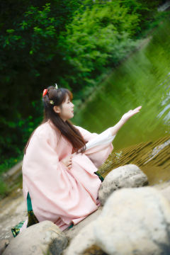 野袍子不请自来٩(˃̶͈̀௰˂̶͈́)و图上汉服都来源于兰若