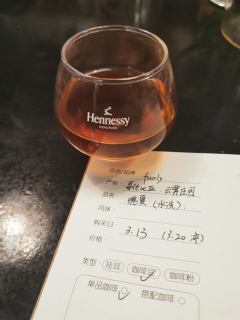 这支哥伦云雾瑰夏是朋友Funly给的自烘焙样品。他没有给出相