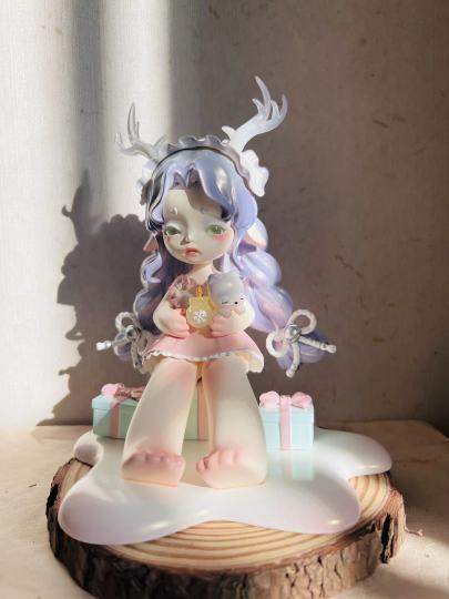 雪鹿真的像是雪地精灵一样~好仙~好piu亮~