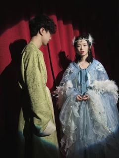 啊啊啊被撩上头脸红心跳不敢呼吸激动到半夜根本睡不着在被子里游