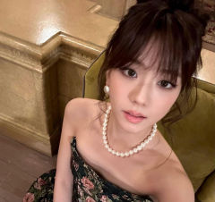 jisoo 生日快乐宝宝美的很安心第一次参加线下活动换物料 