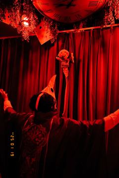 「🪈花衣魔笛手」
“你们,相信上帝吗⛪️”