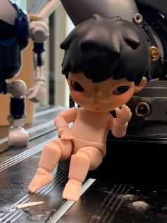 可动的小野 
泰裤辣
哈哈