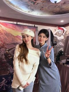 《永不褪色的山楂林》--就像列车上上演的一部电影,短短的几小