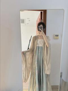 你终究是没有娶我，我一个人渡过了往后余生。



时长：8h