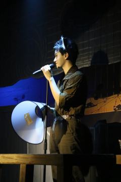 2024.12.28  14:30  《疯子与赞美诗》
时间