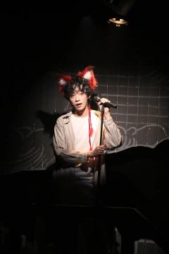 2024.12.28  14:30  《疯子与赞美诗》
时间