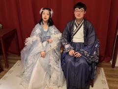 往后,
公主不能再喊颂安了,
要记得喊来人。
店家:剧芒