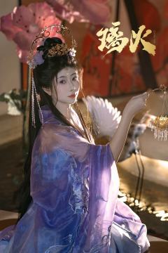 关于璃火的妆造解析
没打过之前听了我闺蜜宁宁的意见(她在国外