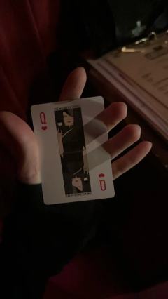 游刃有余的康宁|SNM 43th
沉迷白蛇线
但分裂
是F