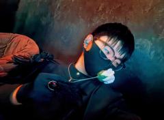 牧神午后——换青自设服搭
如果你爱我,那请杀死我;如果你恨我