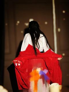 从前车马很慢，书信很远，一生只够爱一个人。

剧本：五里织烟