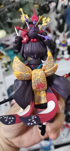 笔拿不稳，笔头装不上，加点圣水都能搞定，极致分件，几乎找不到