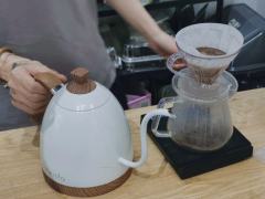 外勤送完资料之后到朋友店里摸鱼下午茶，发现又有不少烘焙新作品