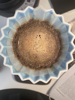 也门豆还是蛮有特色的，普普通通日晒就有很好喝的风味。中午炫了