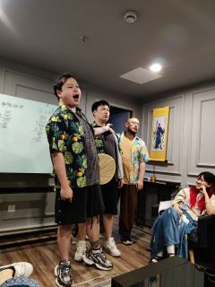 “人在江湖,义字当头”
“跟着东哥混,三天饿九顿!”
📖