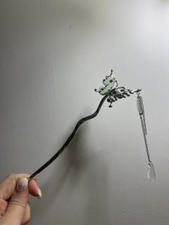 【含剧透】
前尘众生皆自渡,轻舟已过万重山。
情门千重囚苦