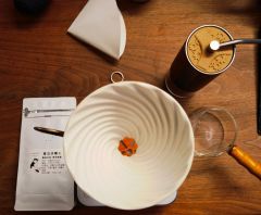拿到从小红书抢的新的小翅膀滤杯，迫不及待开冲。“如虎添翼”杯