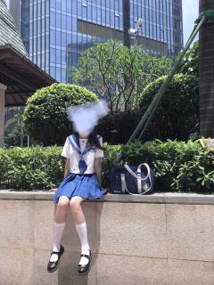 女孩的裙摆撑得起所有温柔和盛夏

160cm-37kg，肩宽