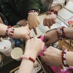 【含剧透】
从去年底就一直期待《红豆》,这次在沉谜打了12个