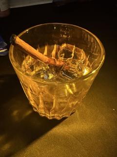 「我的遗憾是在错误的时间遇到对的人」
草莓