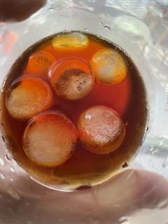 这是个关于邪教都拿来冷萃的故事，其实闻起来是有莓果香气的豆子