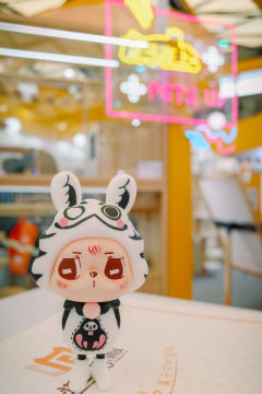 带着兔爷去上班