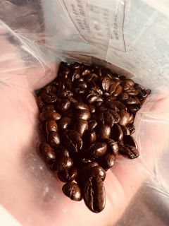 国内少见的日式烘焙豆子，低温时红莓果的风味还是很明显的，冲完