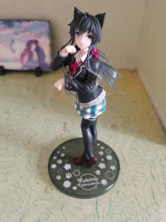 #夏日手办晒图大赛#实拍 做工问题很大，脸也不是很像，猫儿倒