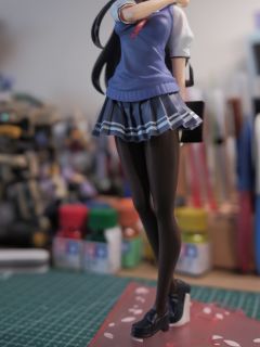 怎么说呢，万万没想到会有一天，我也拥有了一个小手办，咳咳还是