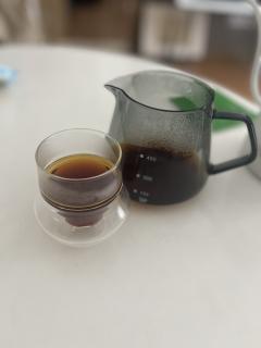 终于来到了柏老师肯尼亚挂耳套装的最后一支
这是一支传统日晒处