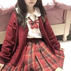 小裙子是白夜颂歌～很圣诞的一条小裙子有带金线
我：15886