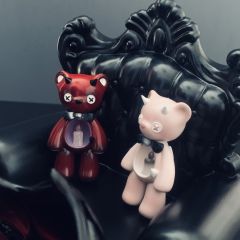 恶魔_____
听到这两字便会让人充满敬畏
这两只恶魔降临人