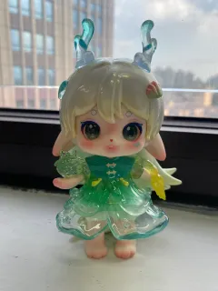 这款绿色的Ruby拍照好看，但无法站立，放手就倒的状态。。相