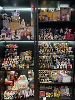 搬家的时候定做的心好墙的4格柜已经极限了…还不断的在千岛收购