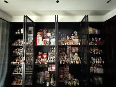 搬家的时候定做的心好墙的4格柜已经极限了…还不断的在千岛收购