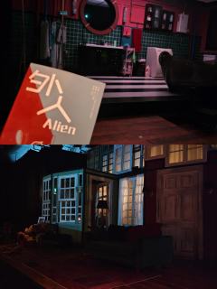 话剧《外人》Repo|一场烧脑的生存寓言,三重真相下的残酷温