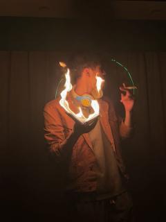 本场卡司——
羌青瓷：阿鹿
奥丁：疯🐶
阿奇：月见
鹿羌羌