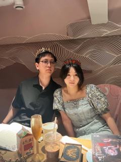 你需要我吗？
需要的吧。
毕竟，这可是上帝的安排。

店家：
