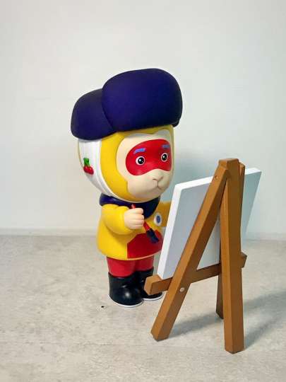 原来是在画画🧐，那没事了