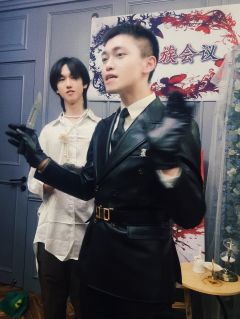 “谁得到,谁享受!”
“从不真诚,始终掠夺。”
📍本场演