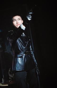 “谁得到,谁享受!”
“从不真诚,始终掠夺。”
📍本场演