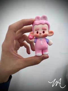 HUROBO
我们班是动物园系列之：

表白兔兔❤️入手