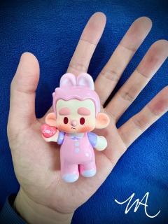 HUROBO
我们班是动物园系列之：

表白兔兔❤️入手