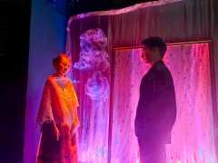 玩，小菲佣真好玩。教父与赢家永不为敌，里昂·罗得永不失误。 