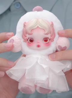 困困你醒醒！！！
好想把它摇醒哈哈哈～我真是太爱它了

幽灵